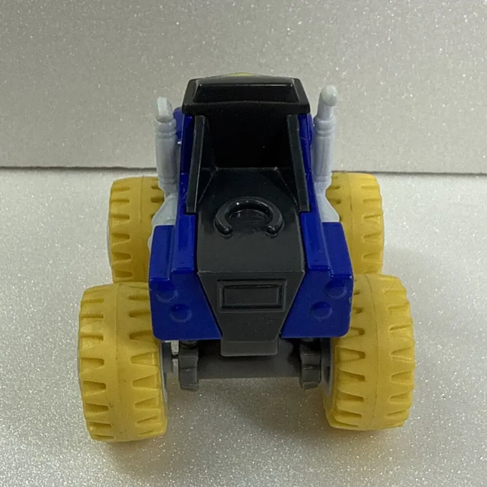 Blaze and The Monster Machines Crusher Banana DieCast Toy Truck Mattel 2014